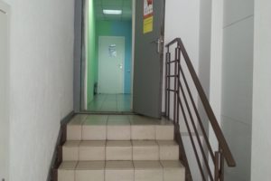 Вход в помещение АСЦ Про-Сервис на 2 этаже