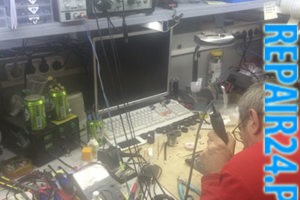 Инженер за работой