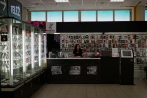 Салон связи Симпатия-Теле2 (напротив Евросети)