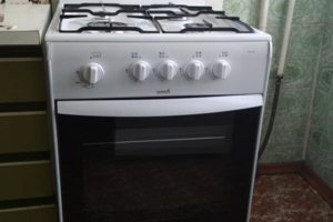 Установка газовой плиты