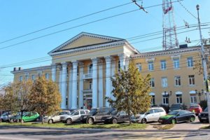 Ленина 51 (Дом с колоннами), цокольный этаж офис 17