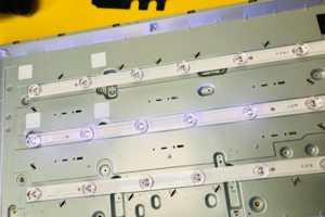 Замена подсветки на телевизоре LG 32 диагональ