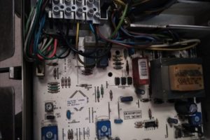 Ремонт платы управления котлом.