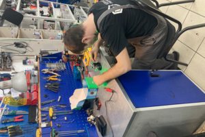 рабочее место механика