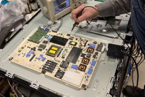 Ремонт TV Грюндиг