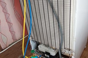 Заправка фрионом холодильника