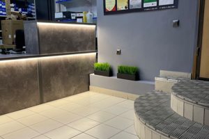 Зона для посетителей нашего СЦ