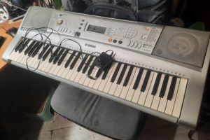 Ремонт синтезаторов, миди клавиатур.
