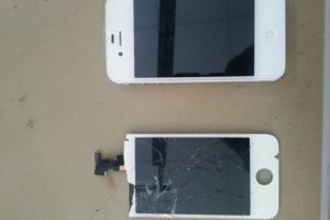 Битый и новый дисплей