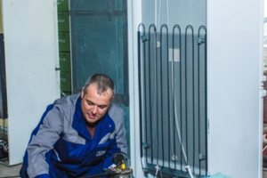 В СЦ "Надежда" работают мастера со стажем более 10 лет